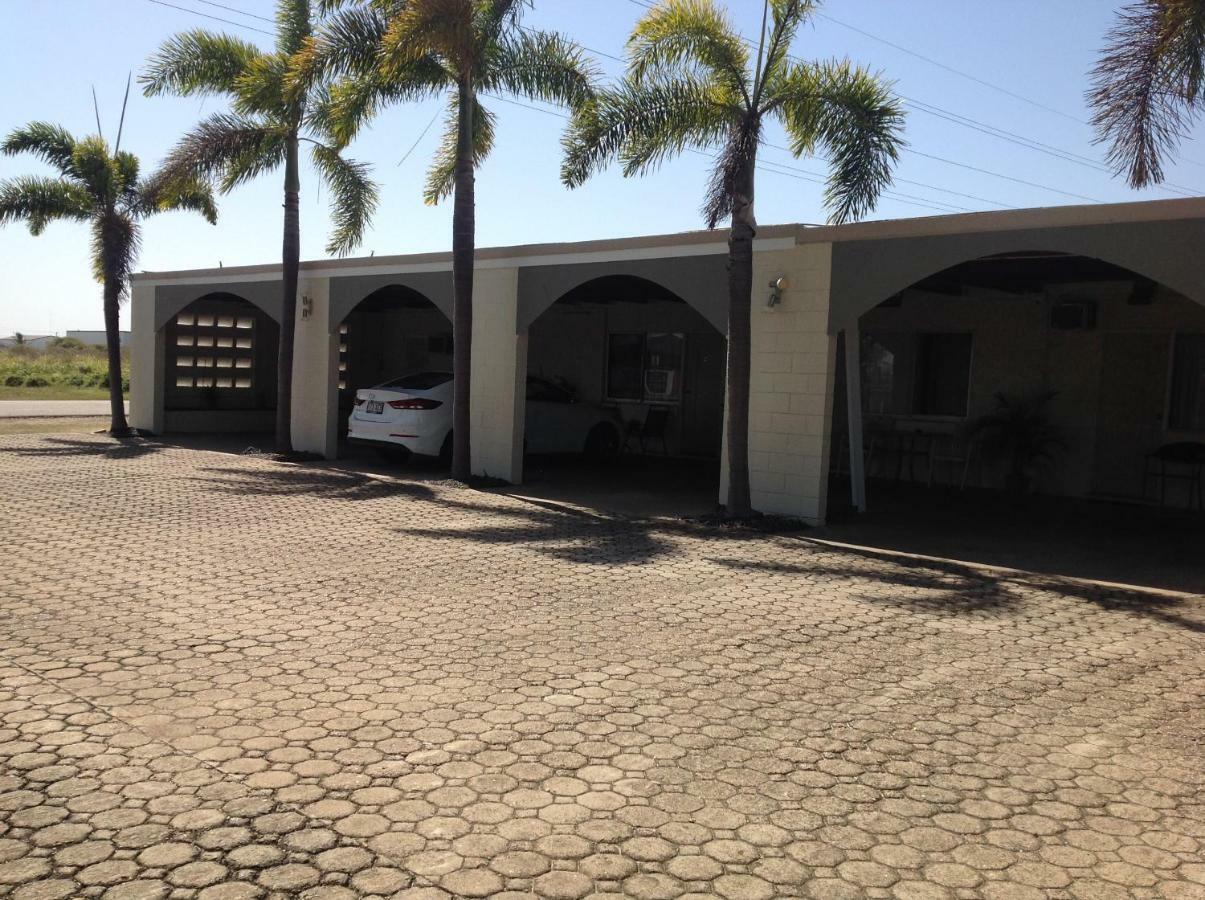 Ayr Max Motel Екстериор снимка